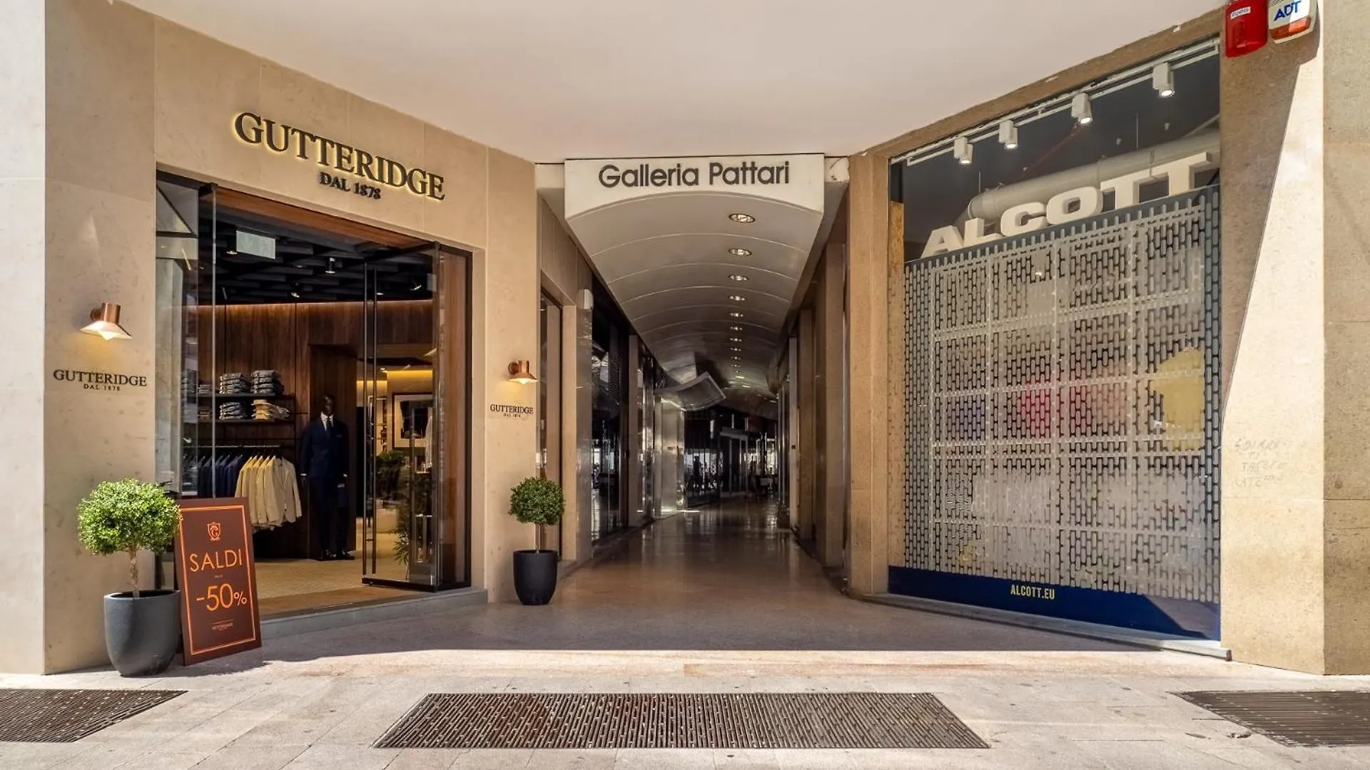 Modern Apt In Galleria Pattari - Steps To Duomo Milán